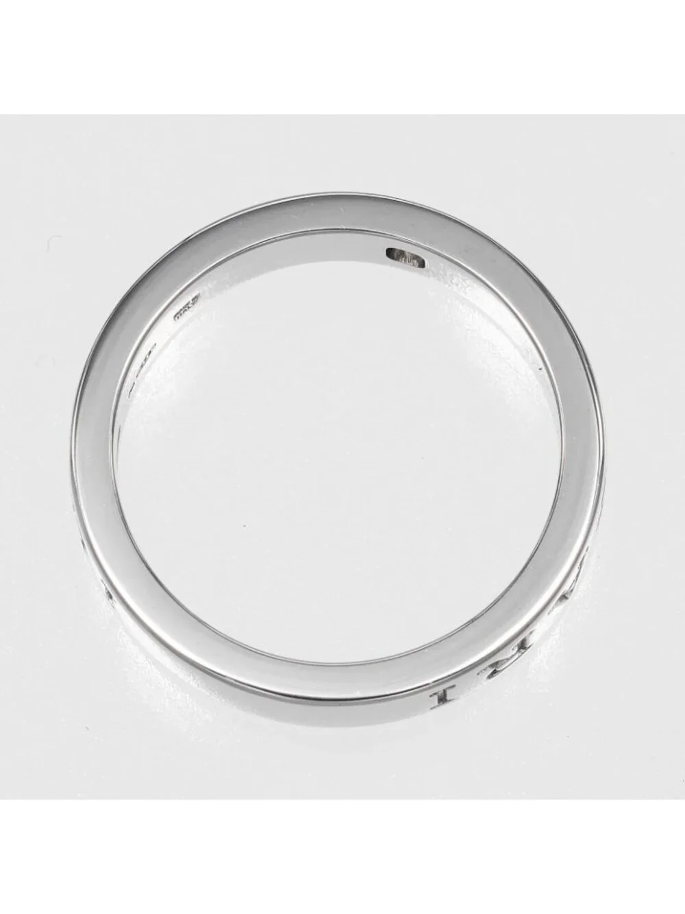 Bvlgari B.zero1 Essential XYZB.zero18K White Gold Diamond Ring
